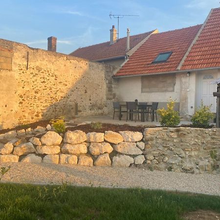 Appart Renove En Duplex Avec Terrasse Et Garage Bouleurs Exterior foto
